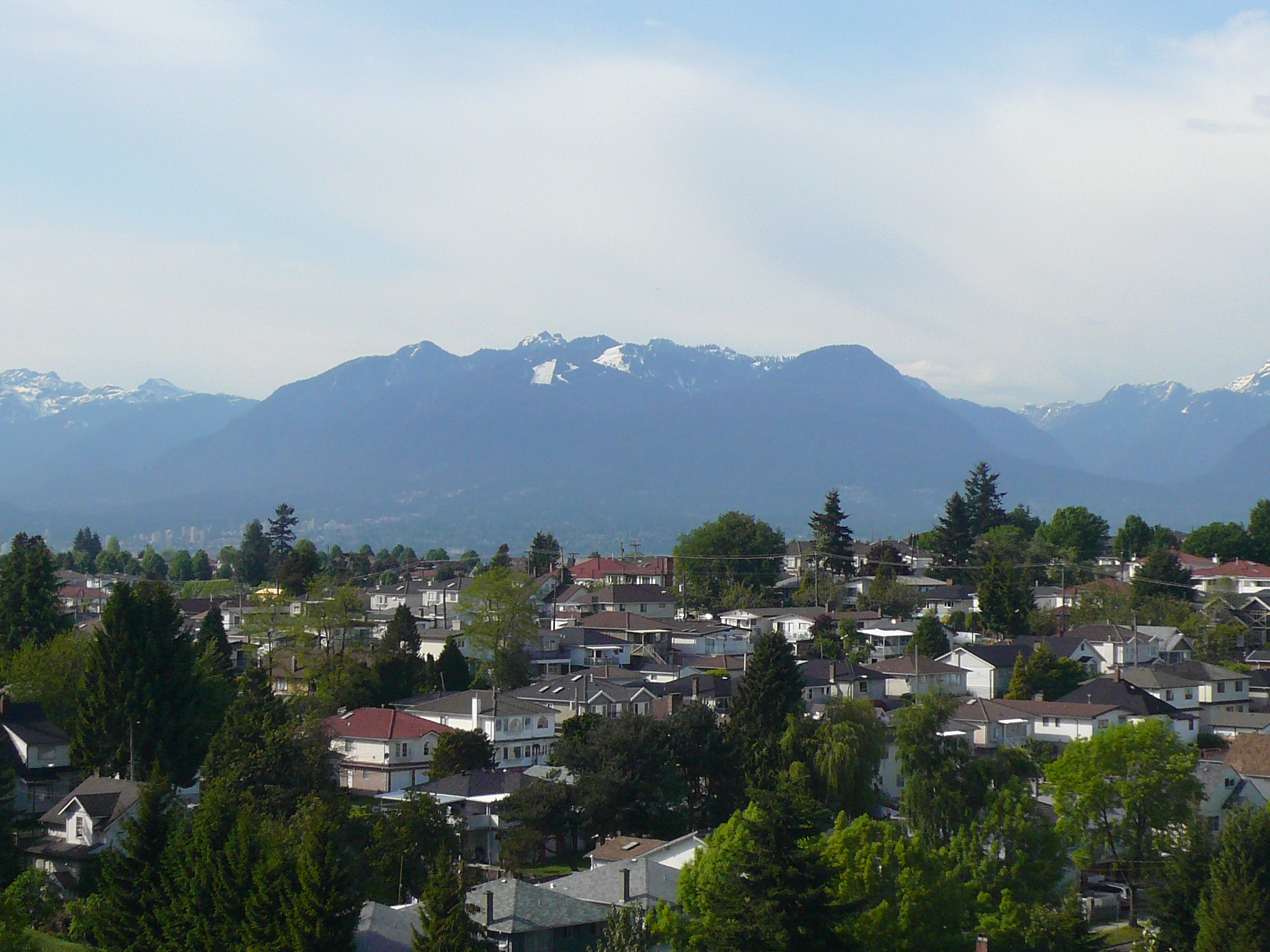 Collingwood concrete condo hirise for sale: Latitude by Bosa Construction  1 bedroom 664 sq.ft. (Listed 2008-05-26)