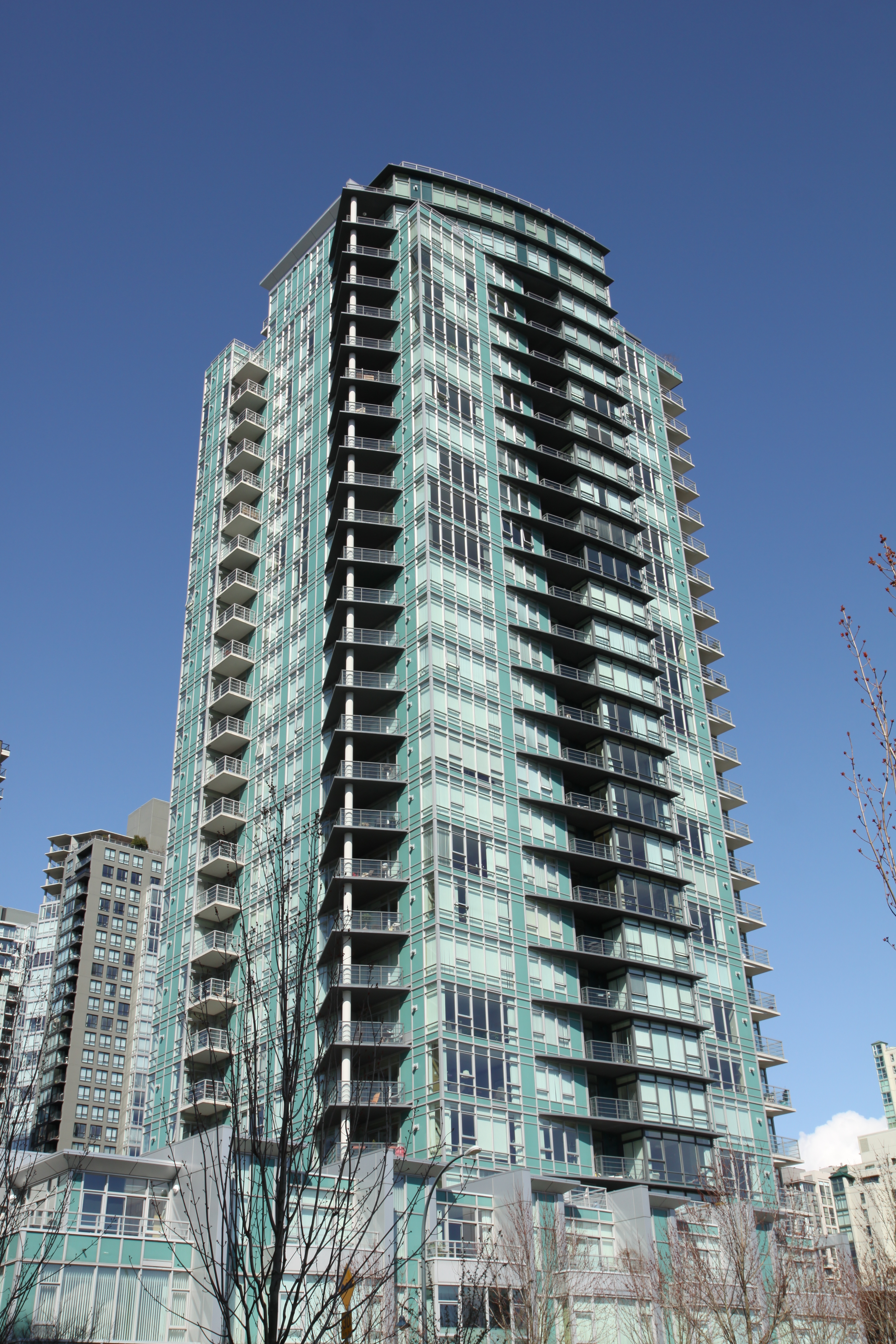 Yaletown concrete condo hirise for sale: The Waterford 2 bedroom 1,075 sq.ft. (Listed 2012-03-15)