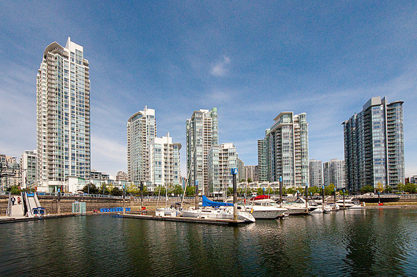Yaletown / Marinaside Waterfront (False Creek North)  Apartment for sale: AQUARIUS TOWERS I - By Concord Pacific  2 bedroom 1,335 sq.ft. (Listed 2015-03-06)
