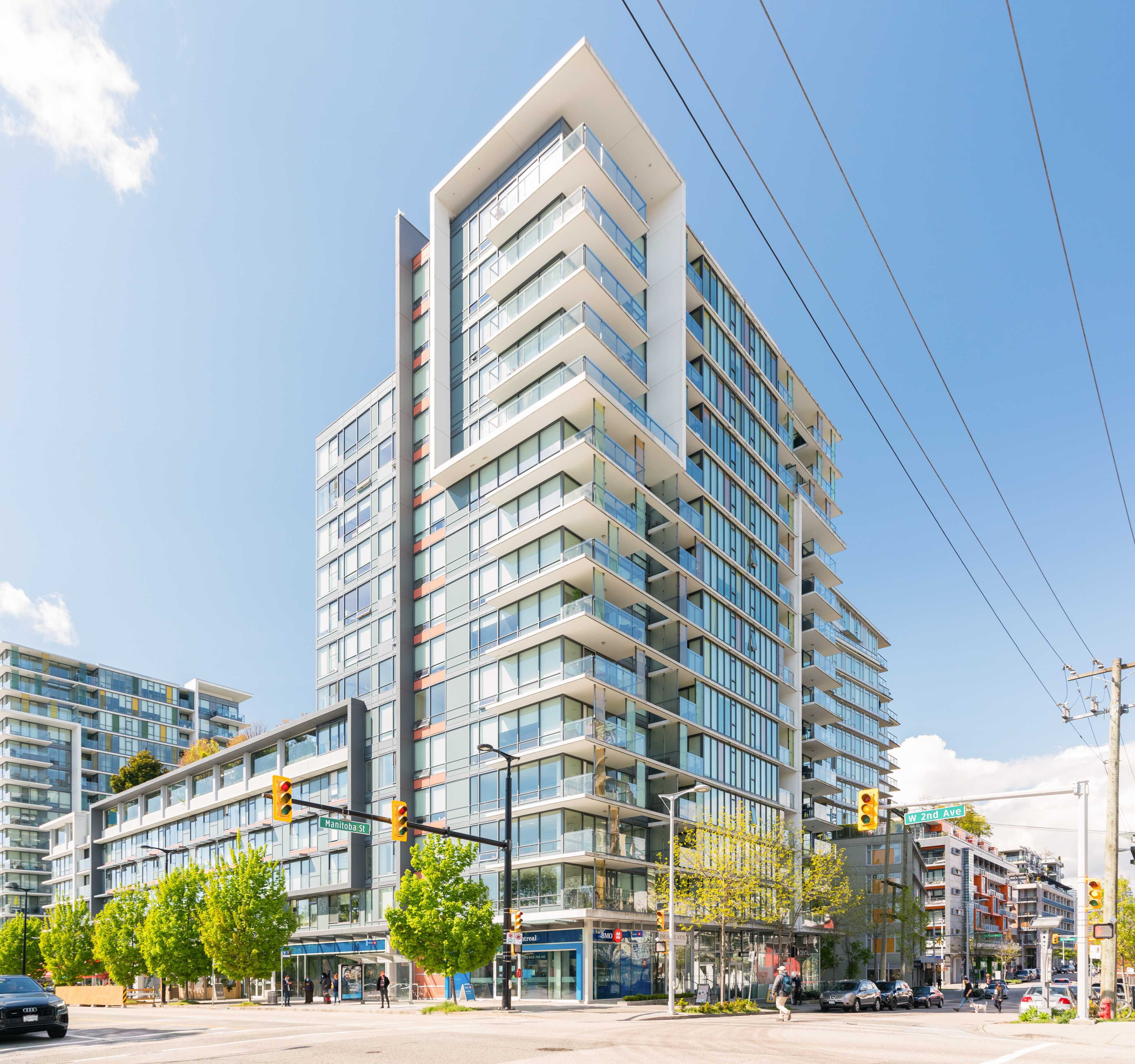Olympic Village  Waterfront Olympic Village Condo for sale: Residences At West 2 bedroom  Stainless Steel Appliances, Tile Backsplash, Rain Shower, Laminate Floors 742 sq.ft. (Listed 2021-10-06)