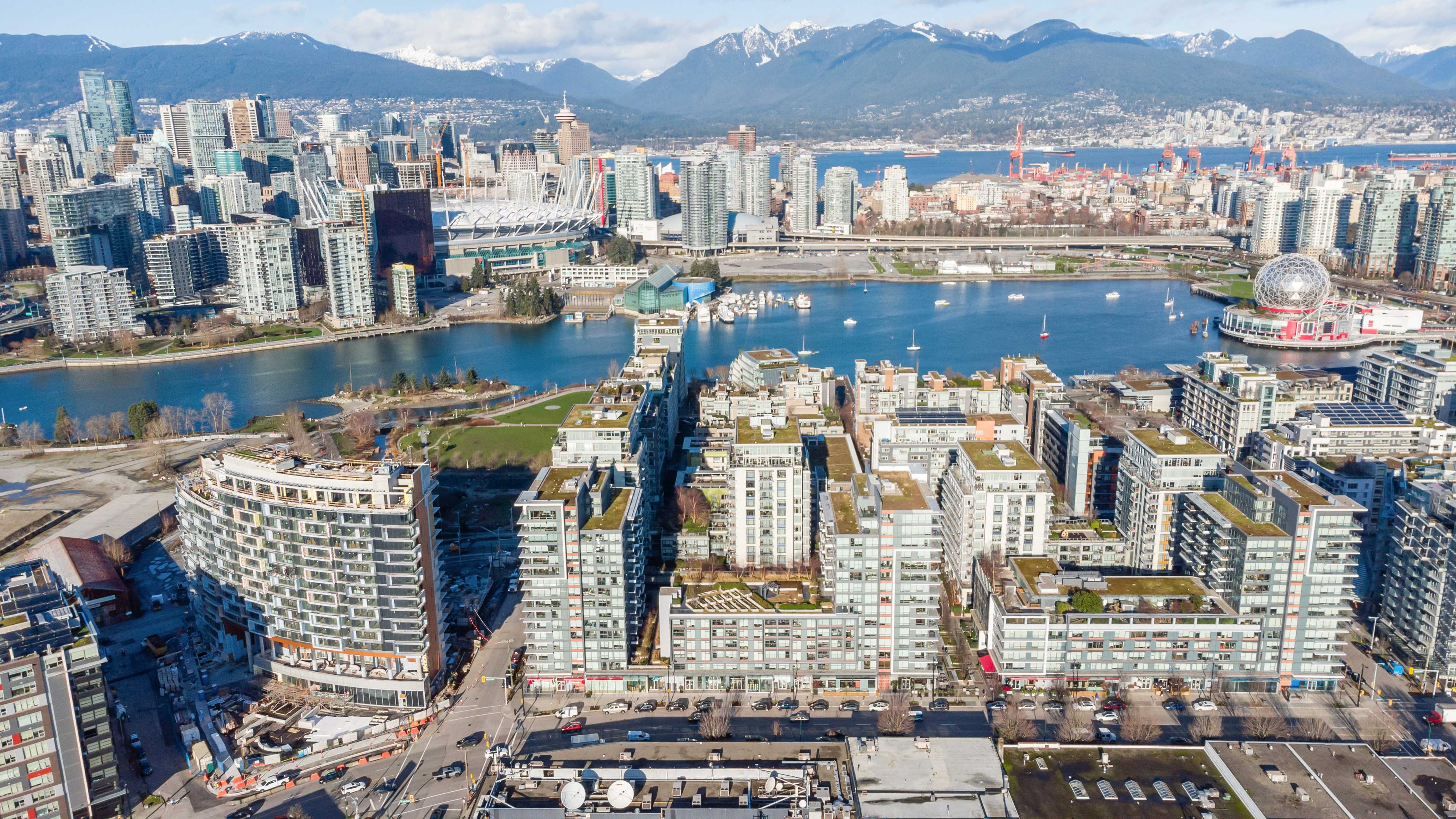 Olympic Village Waterfront Olympic Village Condo for sale: Tower Green At West  1 bedroom  Stainless Steel Appliances, Laminate Floors 599 sq.ft. (Listed 2022-05-02)