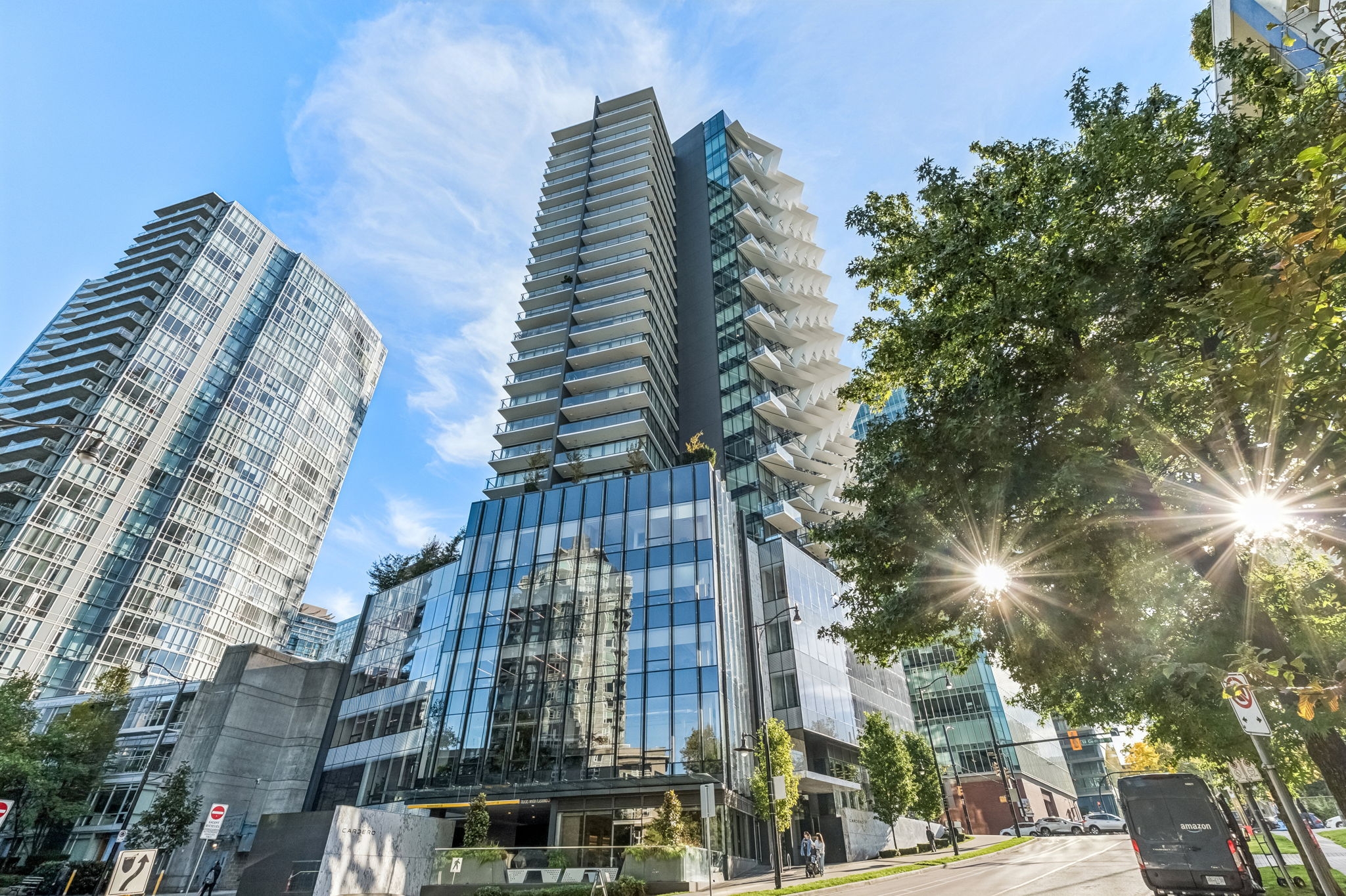 Coal Harbour Waterview Modern Condo for sale: Cardero by Bosa  3 bedroom  Hardwood Floors 1,464 sq.ft. (Listed 2025-10-21)