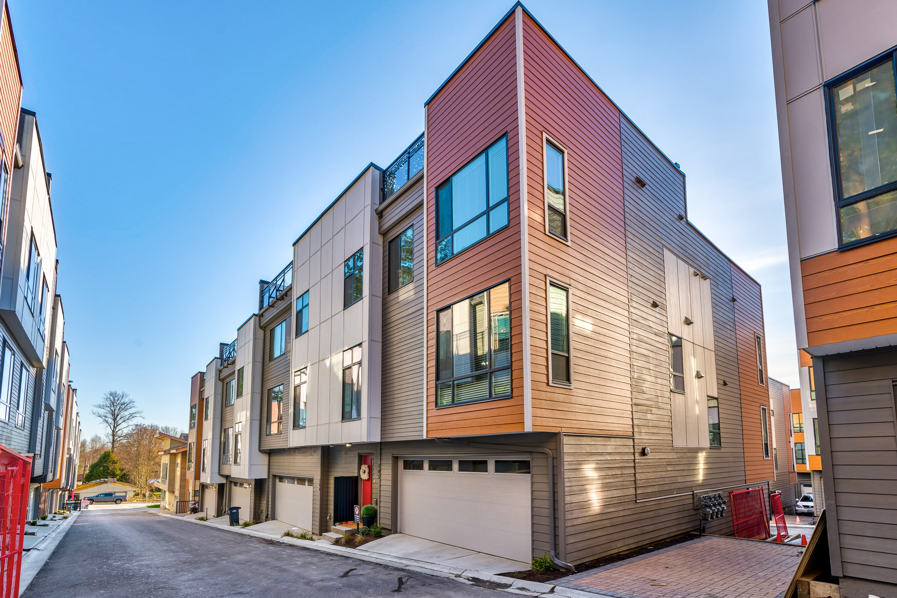 South Surrey/White Rock Townhouse for sale: Berkeley Village 3 bedroom 1,541 sq.ft. (Listed 2020-03-12)