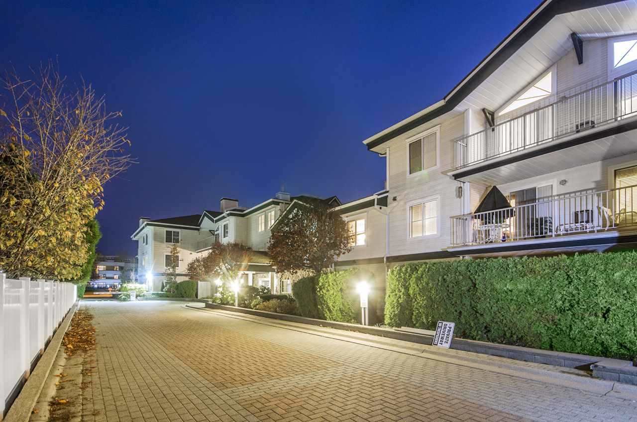 King George Corridor Apartment/Condo for sale:  1 bedroom 870 sq.ft. (Listed 2021-04-07)