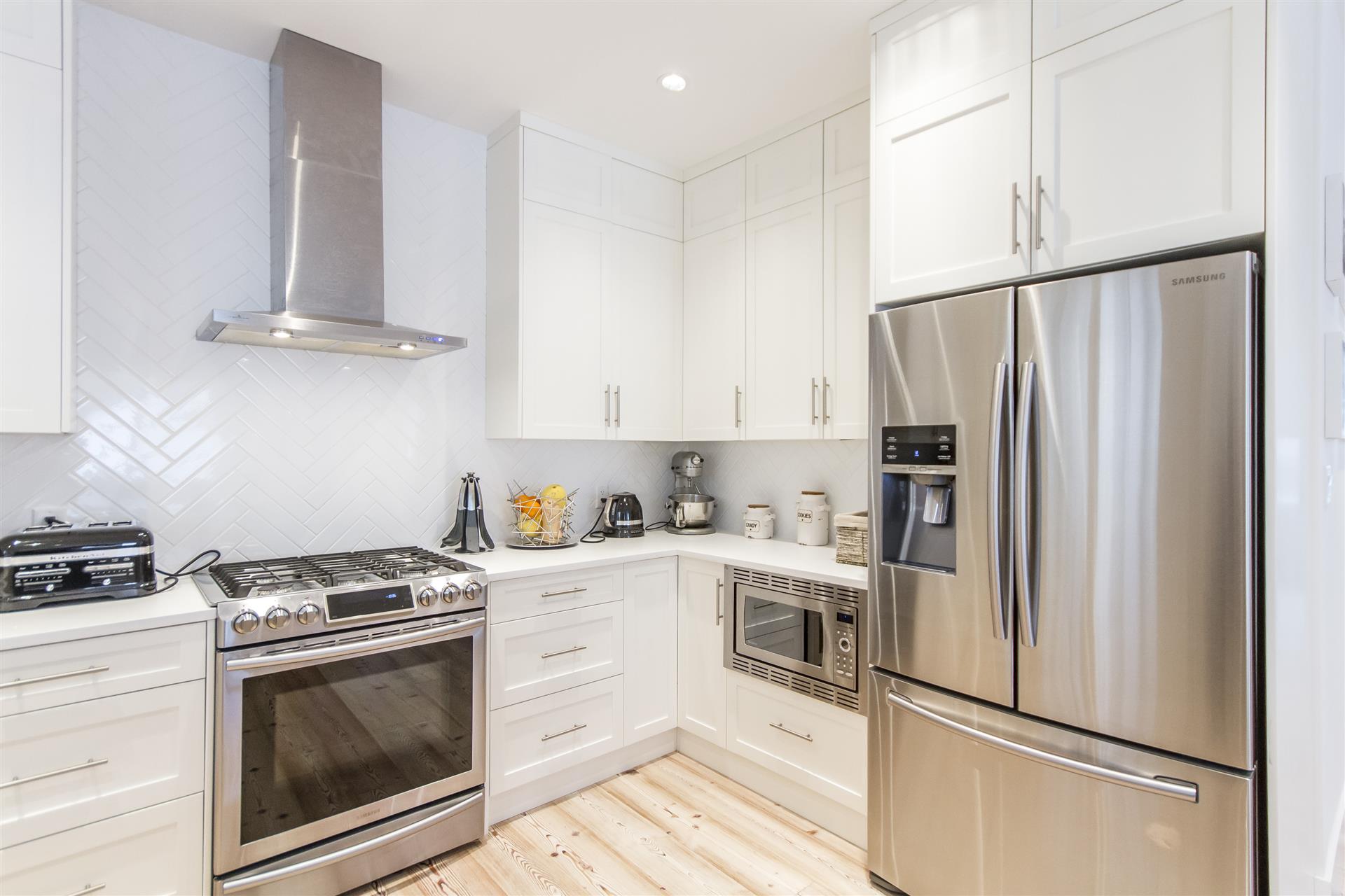 Anmore House for sale:  4 bedroom 2,852 sq.ft. (Listed 2017-03-29)