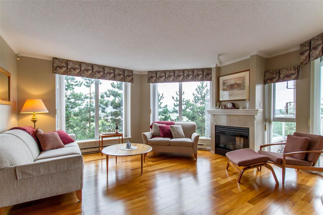 Fraserview NW Condo for sale:  2 bedroom 1,188 sq.ft. (Listed 2019-08-07)