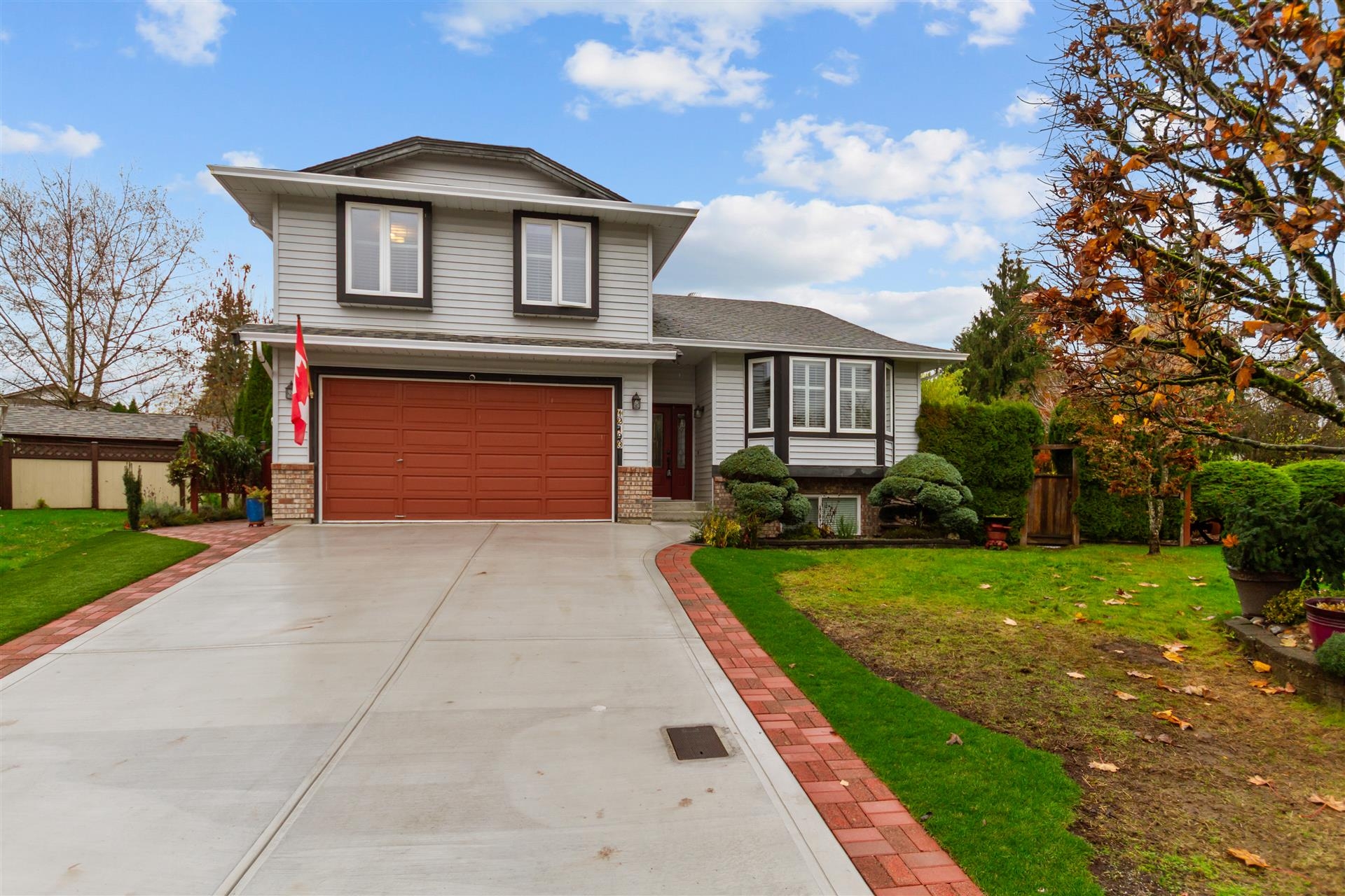 Northwest Maple Ridge Single Family Residence for sale:  5 bedroom 2,760 sq.ft. (Listed 2025-11-18)