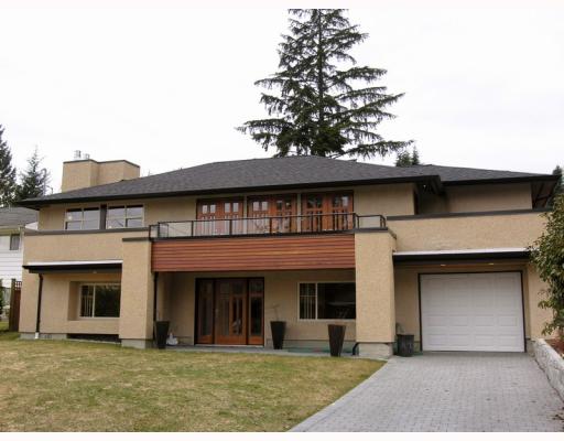 811 HUNTINGDON Crescent, Dollarton House for sale, North Vancouver:  4 bedroom 2,663 sq.ft., David Valente