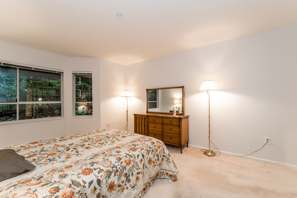 1063690 BANFF COURT, Northlands, Condo for sale, Parkgate Manor 2 bedroom, David Valente Royal