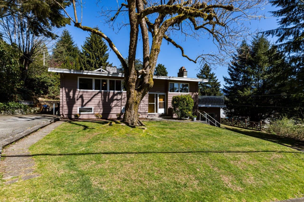 Deep Cove House: 4220 CLIFFMONT ROAD, NORTH VANCOUVER, V7G 1J1, 4 bedroom, 2 bathroom, 2 kitchens, West Coast Mid-Century Post & Beam, David Valente, Realtor, Real Estate Listing For Sale 