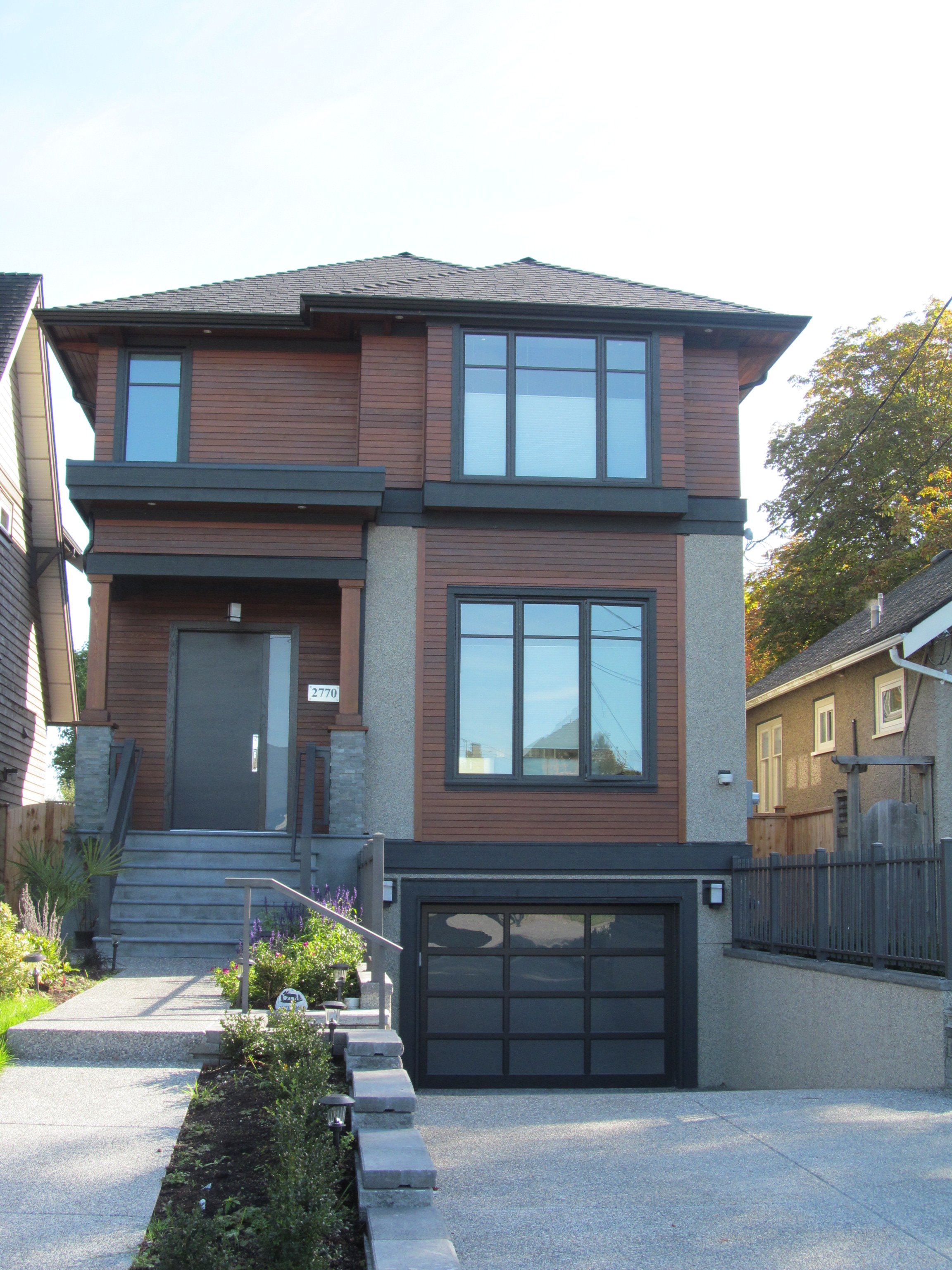 Kitsilano Apartment: 3 bedroom