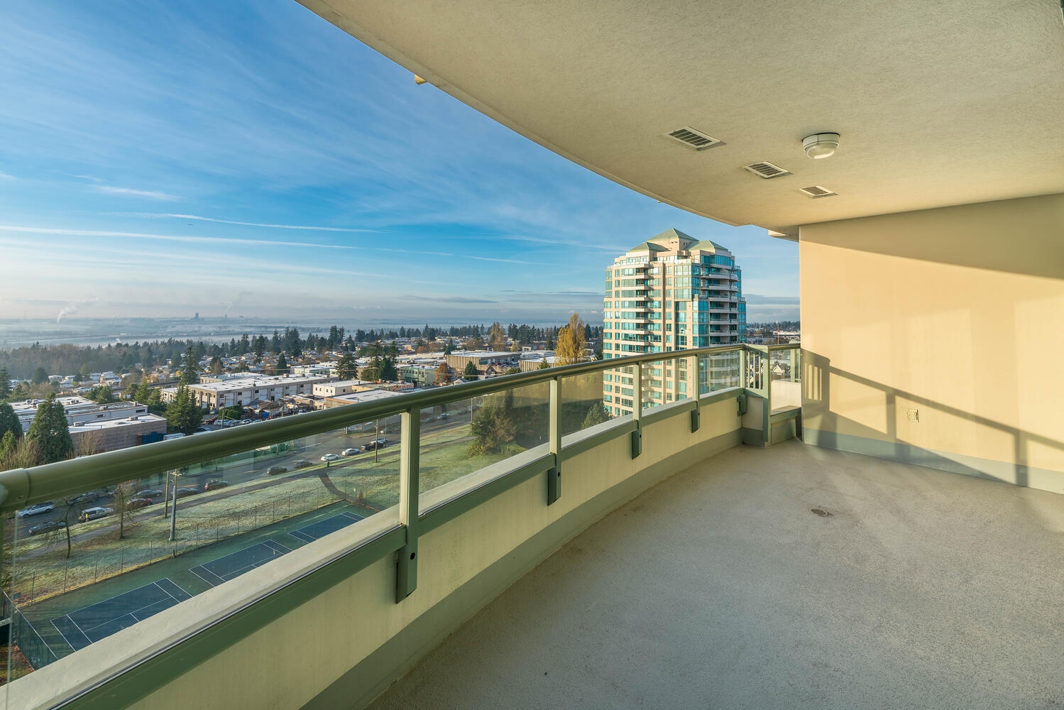 Highgate Apartment for sale: Gemini II 2 bedroom 1,165 sq.ft.