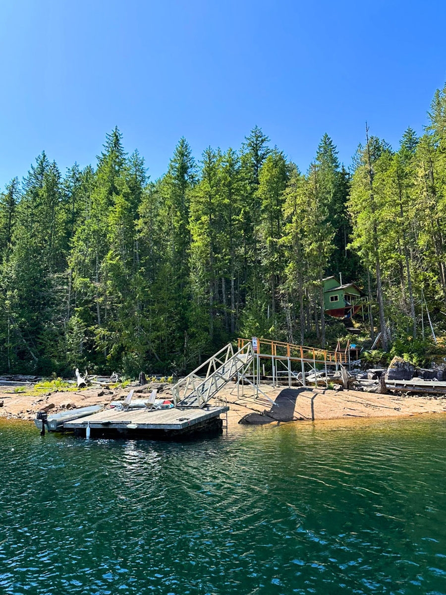 Powell Lake Lakefront Cabin with Dock for sale:    (Listed 2025-09-15)