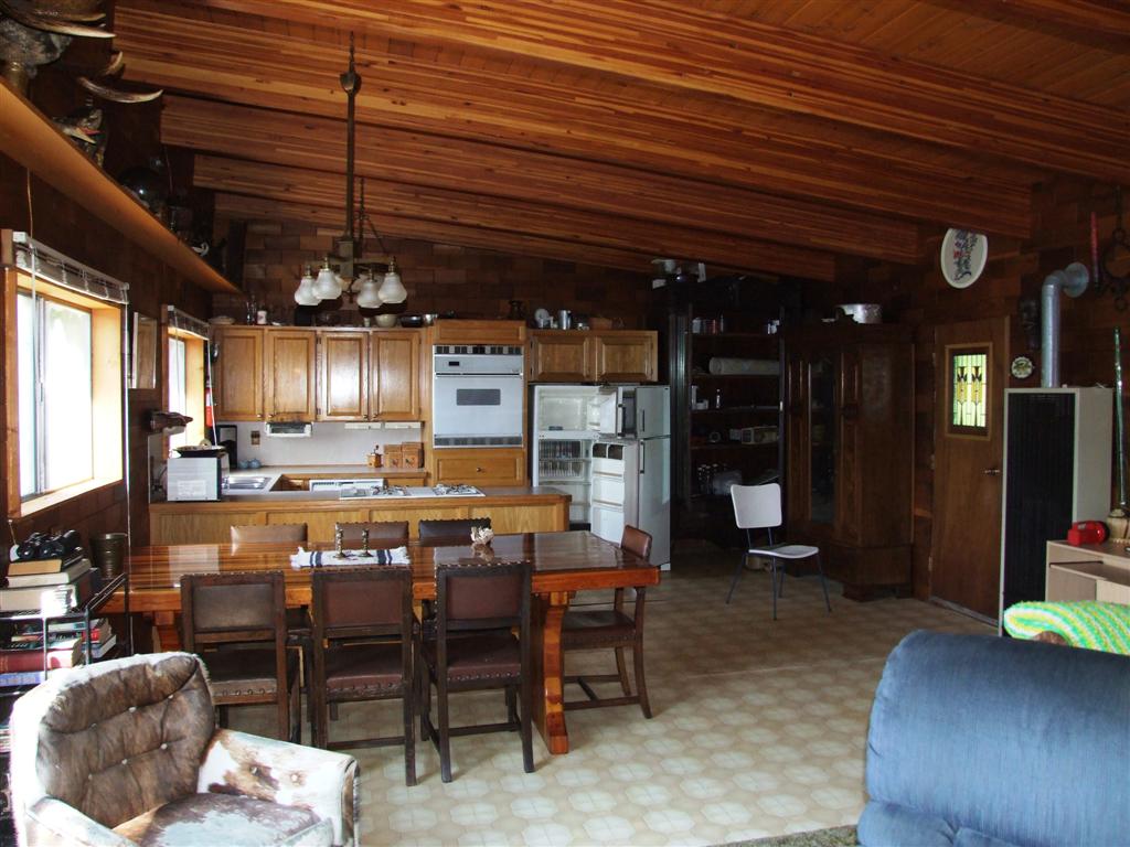 Refuge Cove, Desolation Sound Oceanfront Retreat 2 + Loft