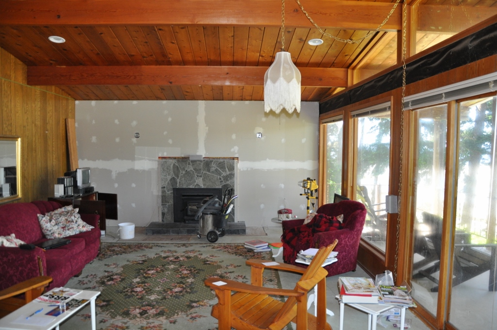 Texada Island Oceanfront Home