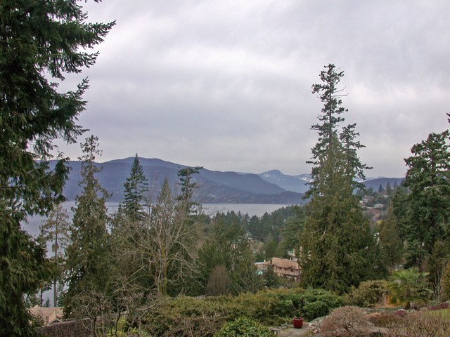 Caulfeild House for sale: 2 & Den 1,500 sq.ft. (Listed 2009-02-10)