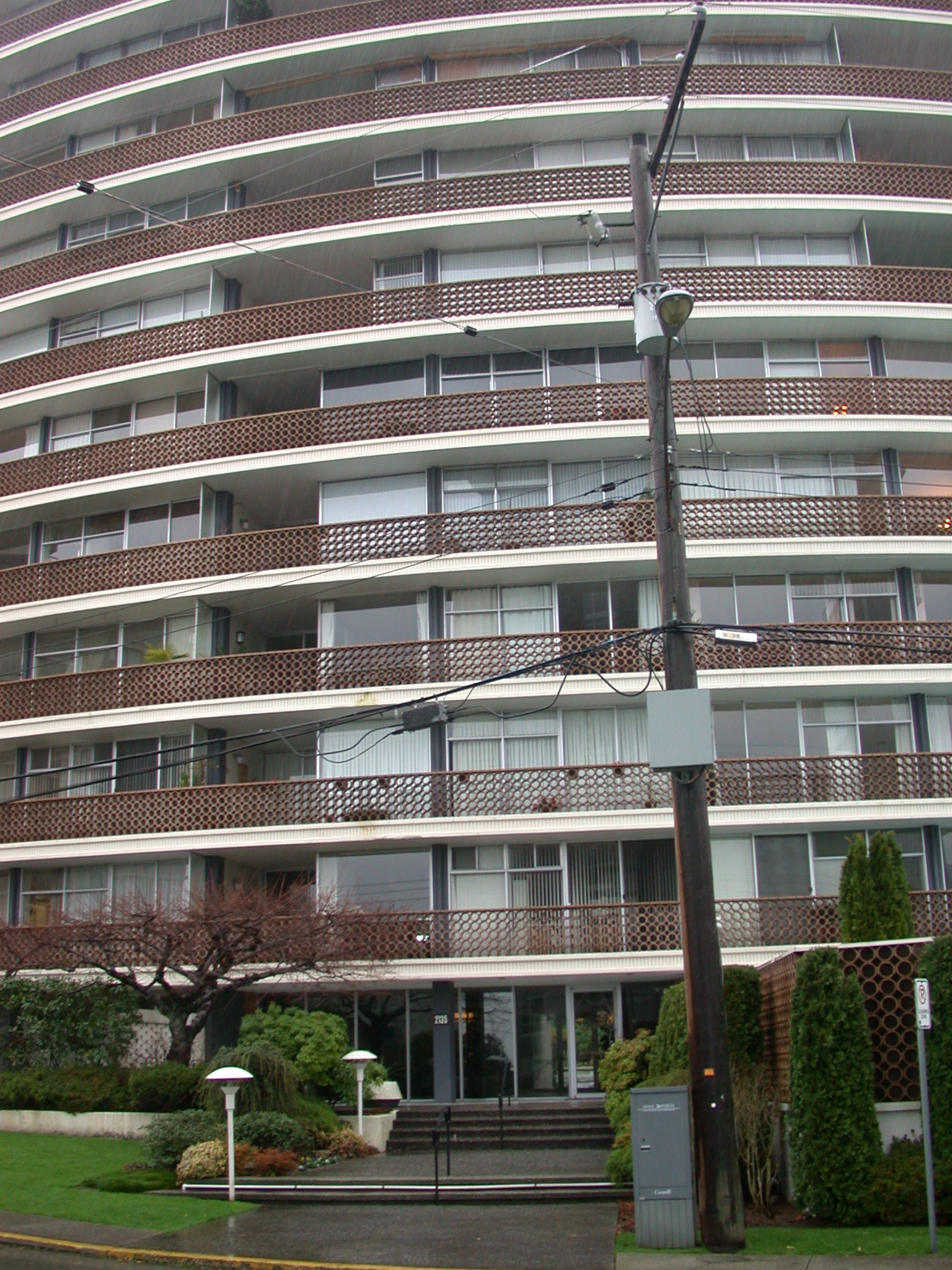 Dundarave Appartment for sale: The Crescent 2 bedroom 1 sq.ft. (Listed 2009-11-25)