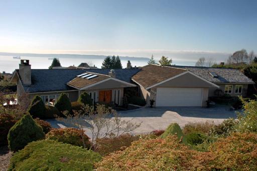 West Vancouver House for sale: 4 bedroom 3,960 sq.ft. (Listed 2007-05-30)