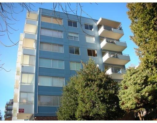 Ambleside Condo for sale: 1 bedroom 820 sq.ft. (Listed 2011-03-06)