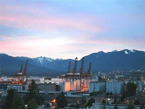 Hastings Condo for sale: 2 bedroom 872 sq.ft. (Listed 2013-09-12)