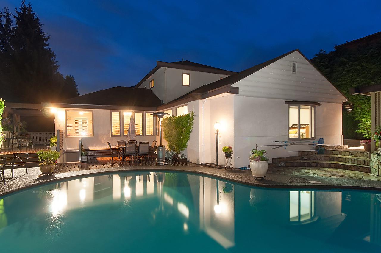 Dundarave House for sale: 4 bedroom 3,245 sq.ft. (Listed 2016-06-21)