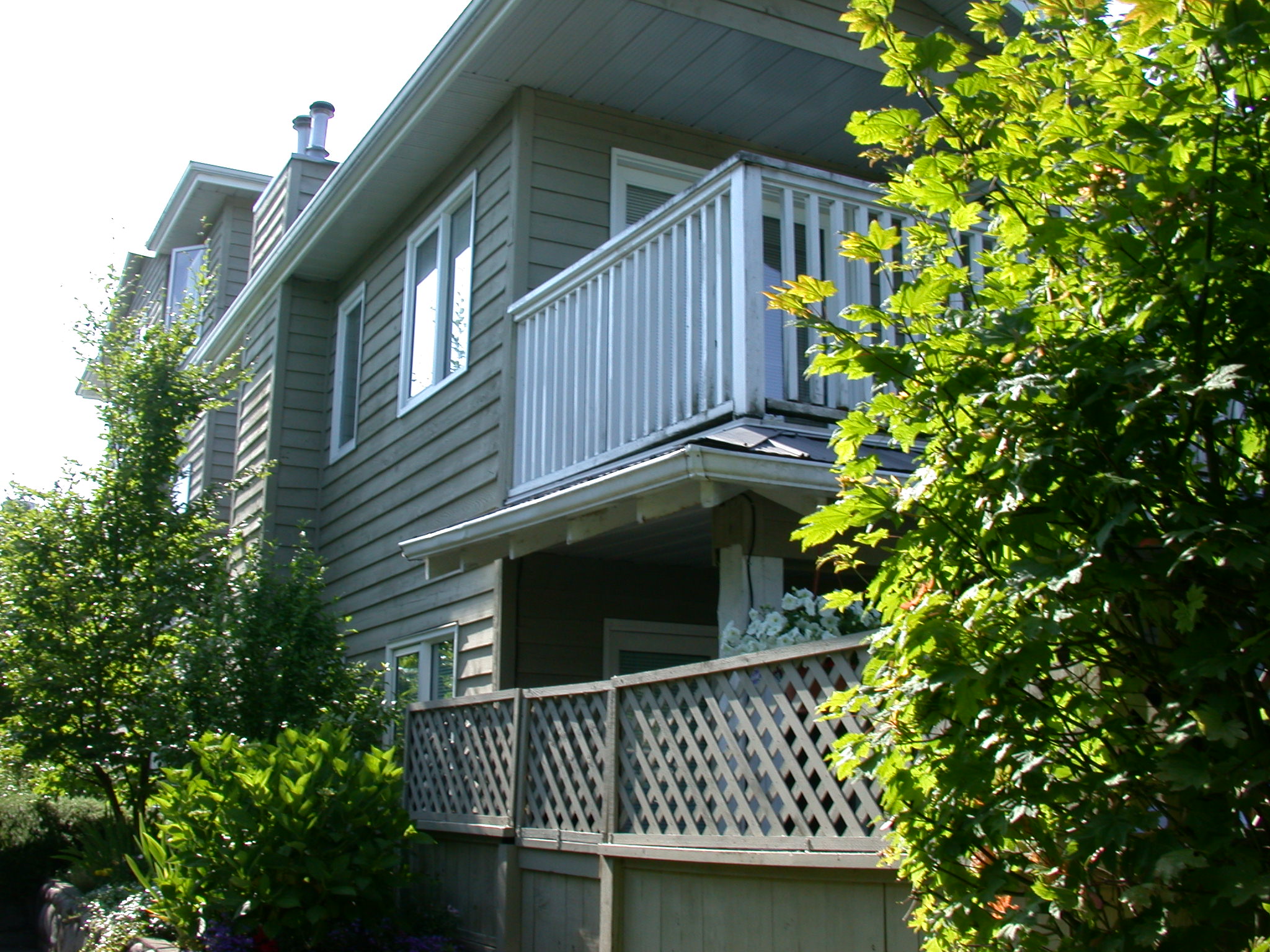 Norgate Condo for sale: The Illahee 2 bedroom 820 sq.ft. (Listed 2008-07-02)