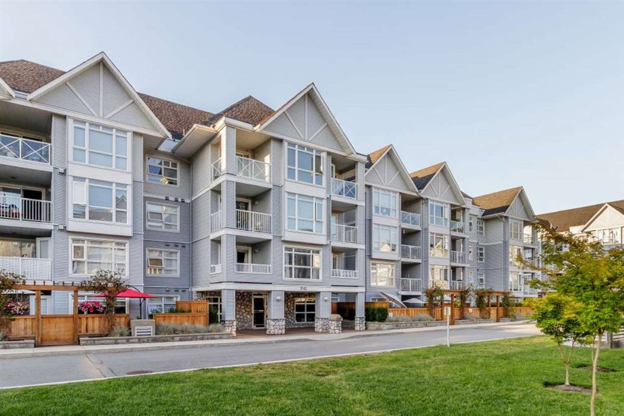 Port Moody Centre Condo for sale: 2 bedroom 851 sq.ft. (Listed 2019-10-07)