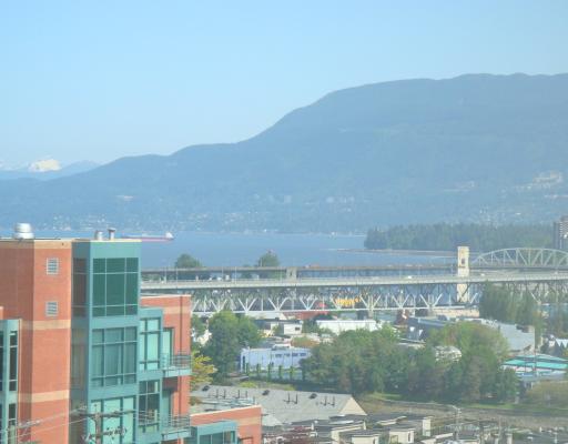 Fairview Apartment for sale: The Zone 1 bedroom 506 sq.ft. (Listed 2009-01-20)