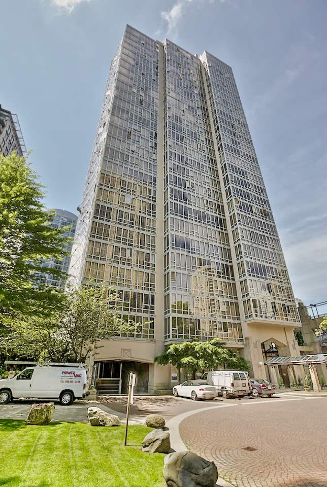 Yaletown Condo for sale:  2 bedroom 1,081 sq.ft. (Listed 2017-04-18)