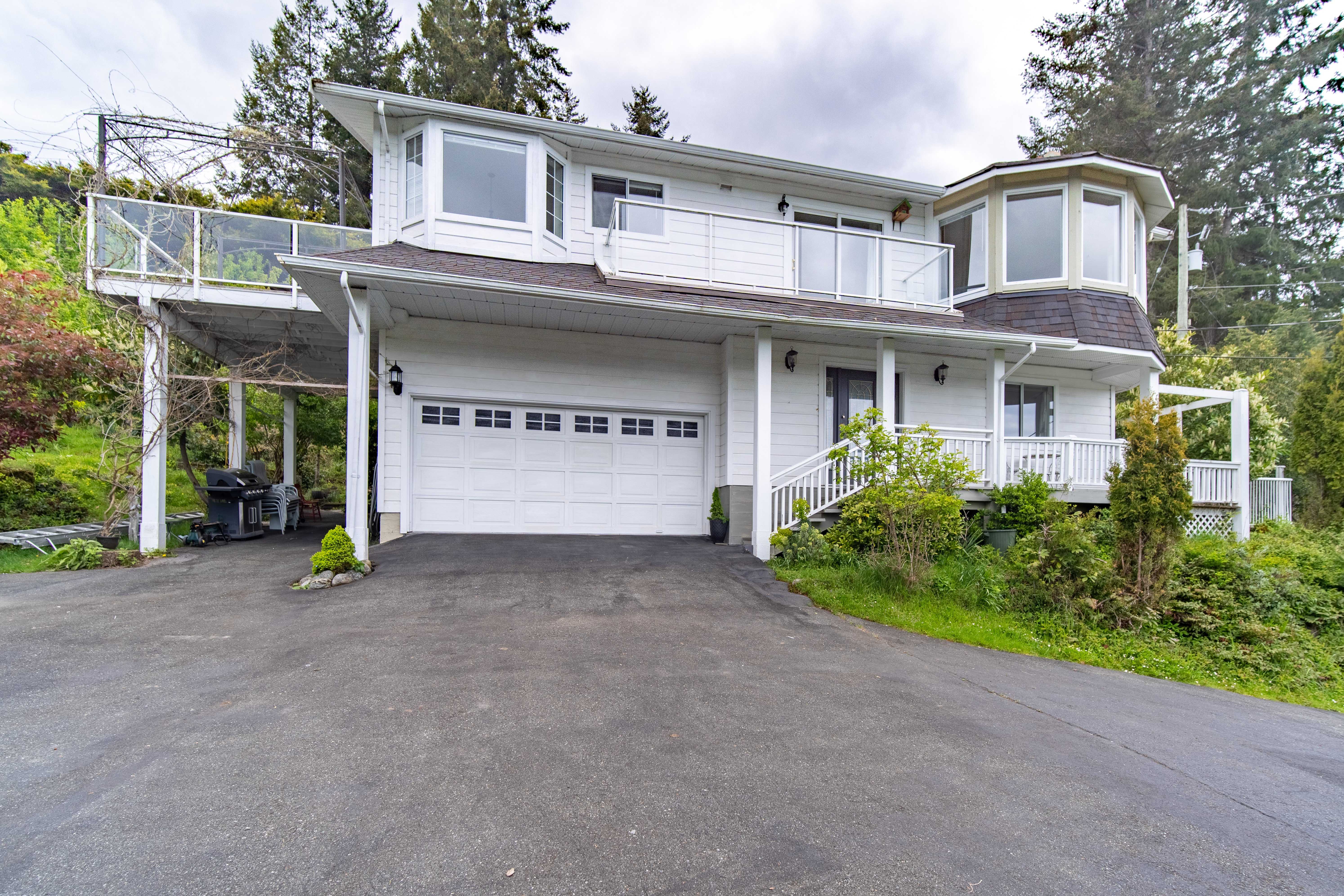 North Saanich House for sale: 3 bedroom 2,285 sq.ft. (Listed 2022-05-09)