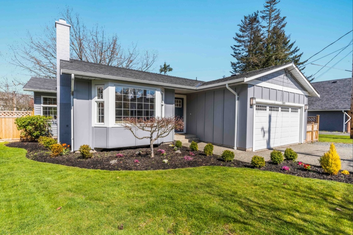North East Sidney House for sale: 3 bedroom 1,494 sq.ft. (Listed 2023-04-25)