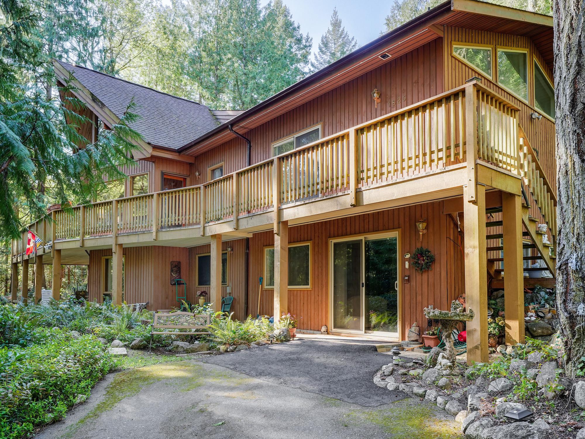 Lands End House for sale: 4 bedroom 3,982 sq.ft. (Listed 2025-04-17)