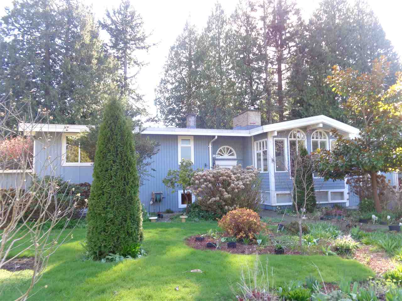 Tsawwassen Central House for sale:  4 bedroom 2,388 sq.ft. (Listed 0800-05-11)