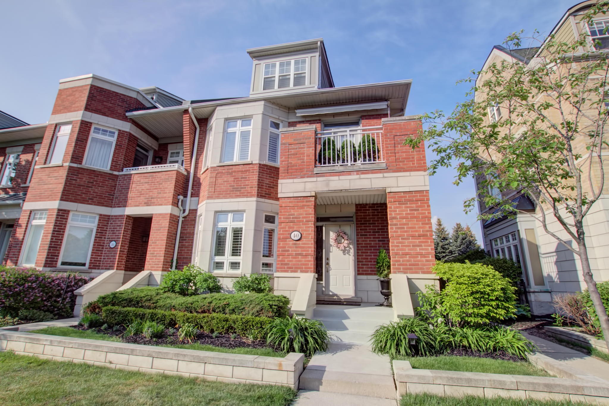 Port Credit Condo Townhome for sale: 3 bedroom 2,957 sq.ft. (Listed 2022-06-02)