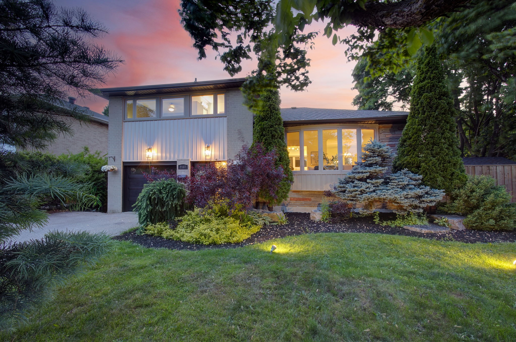 2137 Truscott Drive