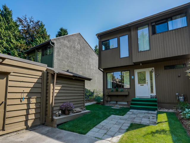 Greentree Village House for sale: 3 bedroom 1,714 sq.ft. (Listed 2015-08-14)
