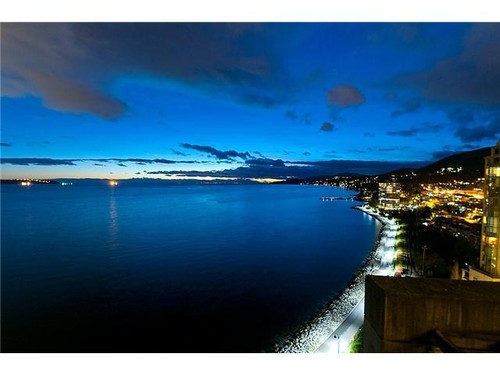 Dundarave Condo for sale: 3 bedroom 3,317 sq.ft. (Listed 2013-05-10)
