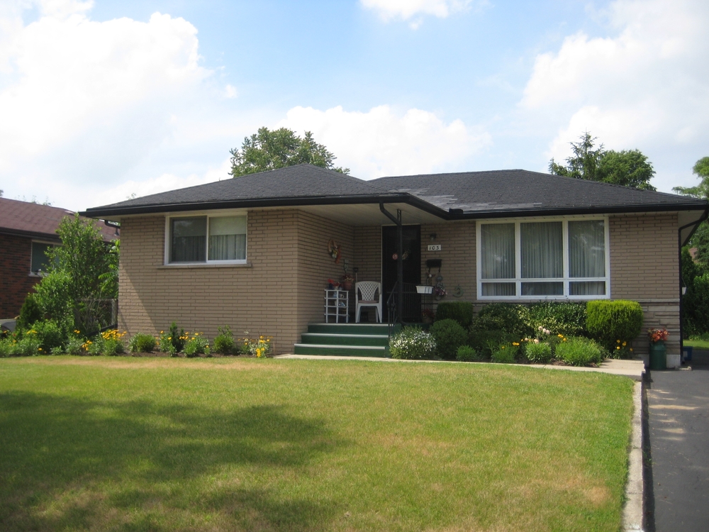 BRANTFORD Bungalow for sale 3 bedroom 1,000 sq.ft. (Listed 20100610)