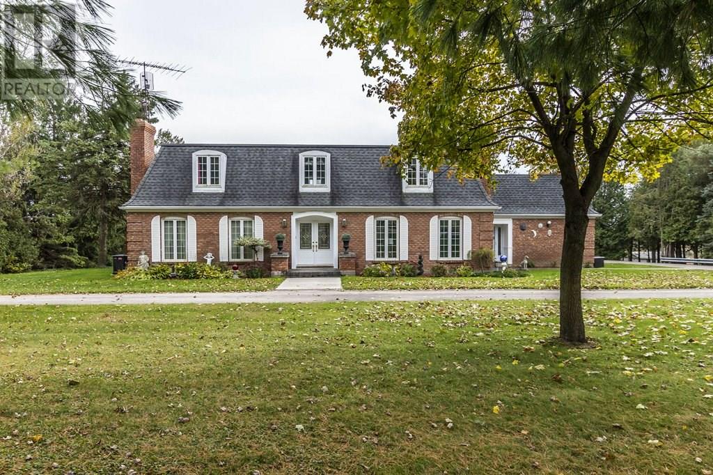 East Zorra House for sale:  5 bedroom 3,400 sq.ft. (Listed 2018-11-04)