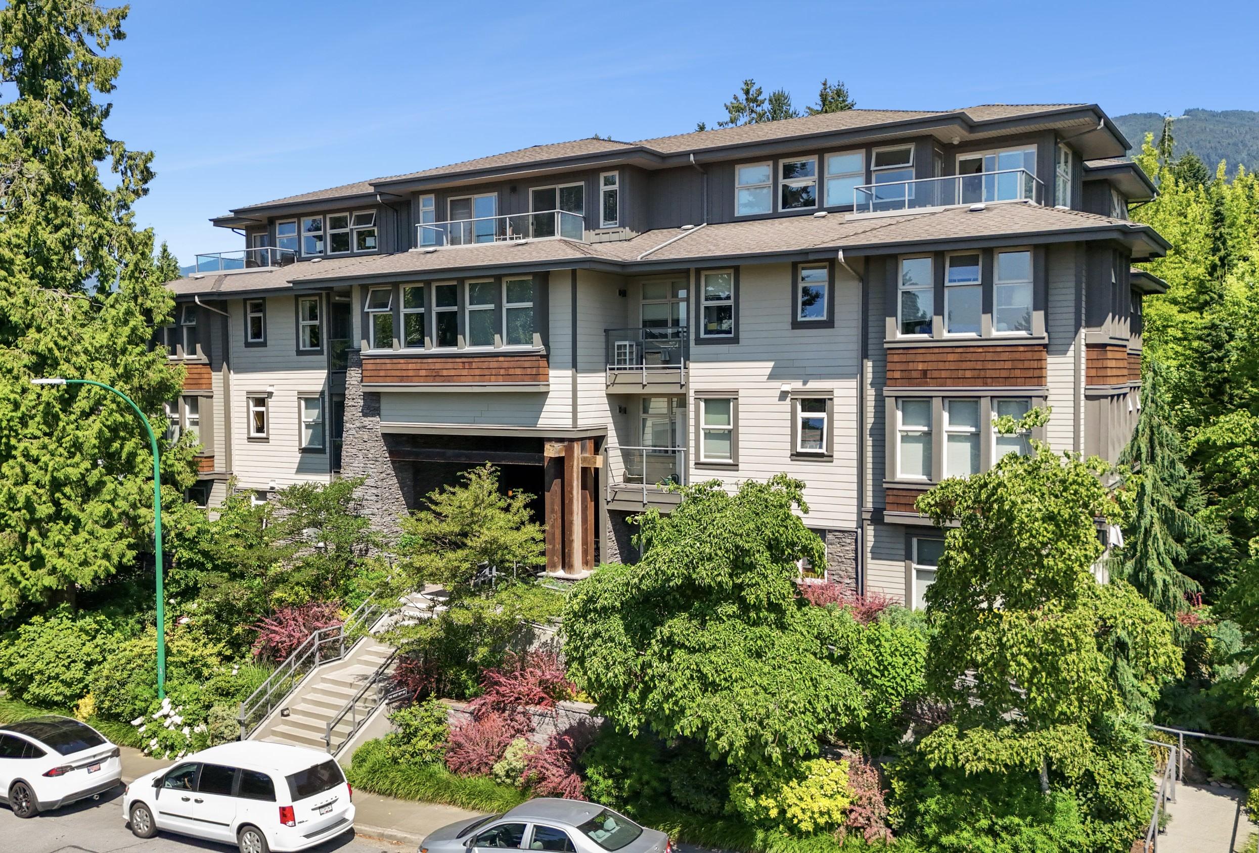 208 - 188 29th Street W