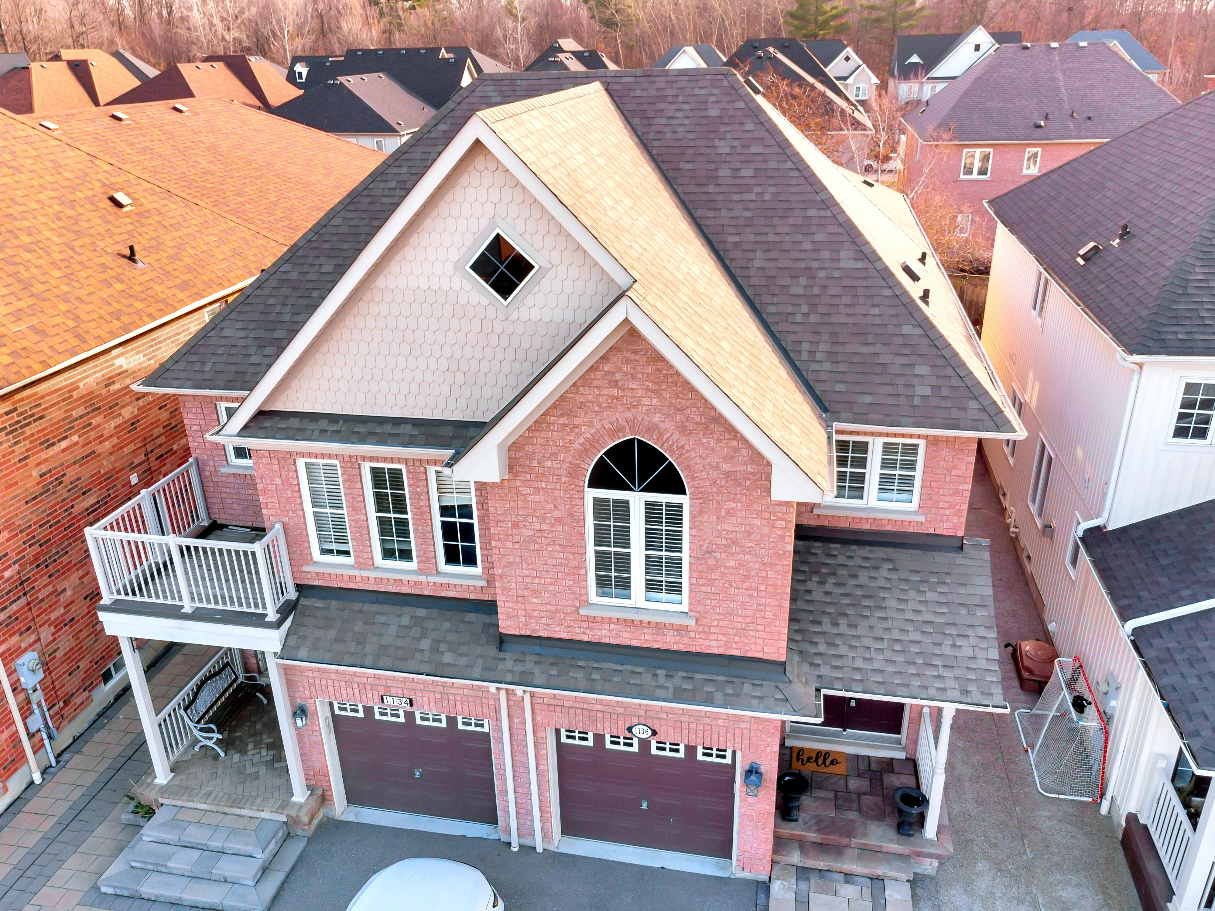 Meadowvale Village House for sale: 4 bedroom Stainless Steel Appliances, Granite Countertop, Hardwood Floors, Plush Carpet (Listed 2022-12-08)