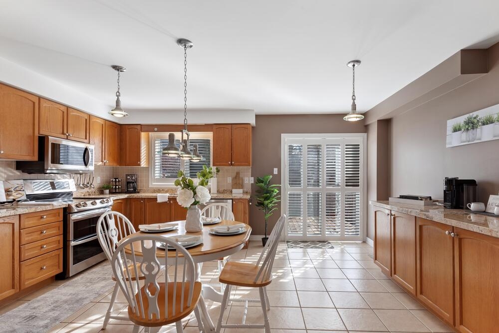 Meadowvale Village House for sale 4 bedroom Stainless Steel Appliances