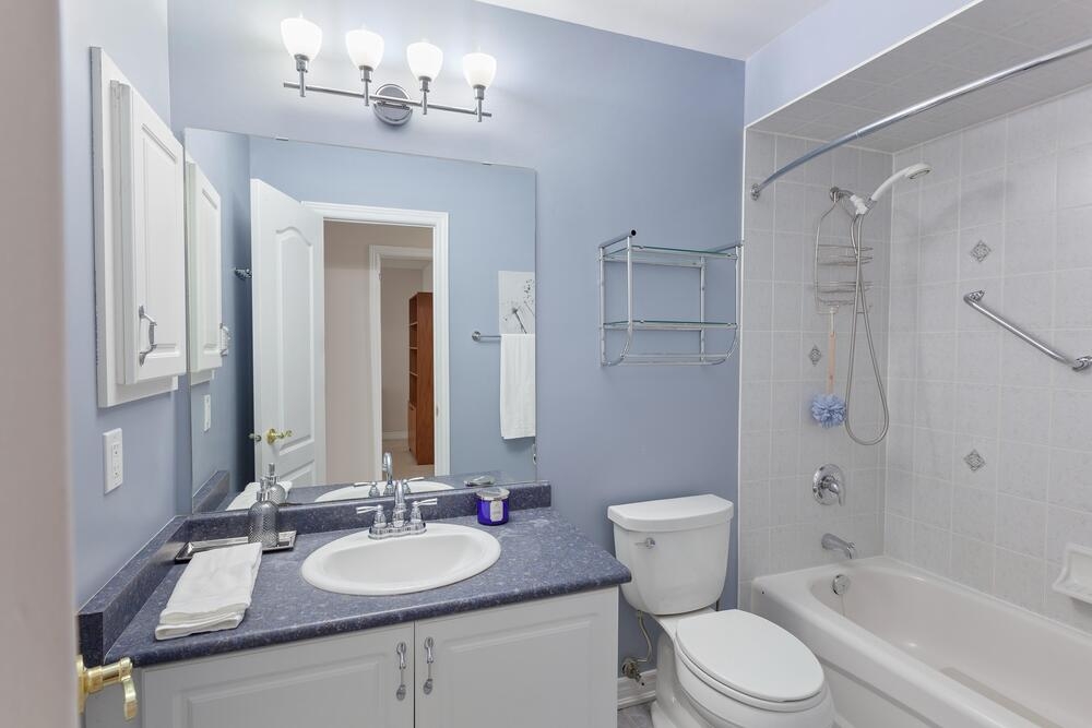 Meadowvale Village House for sale 4 bedroom Stainless Steel Appliances