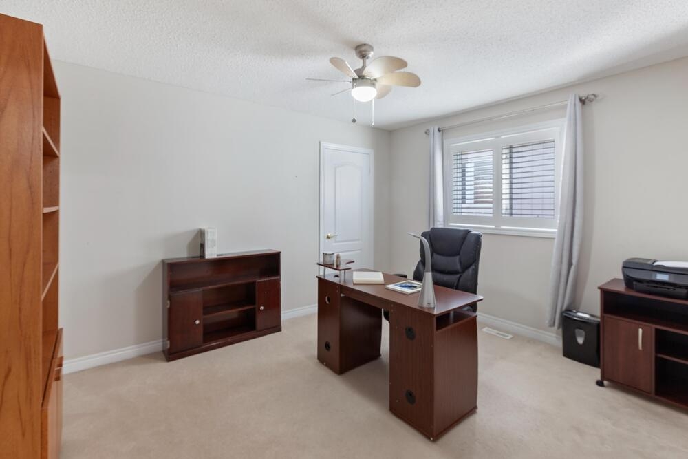 Meadowvale Village House for sale 4 bedroom Stainless Steel Appliances