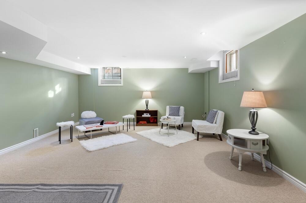 Meadowvale Village House for sale 4 bedroom Stainless Steel Appliances