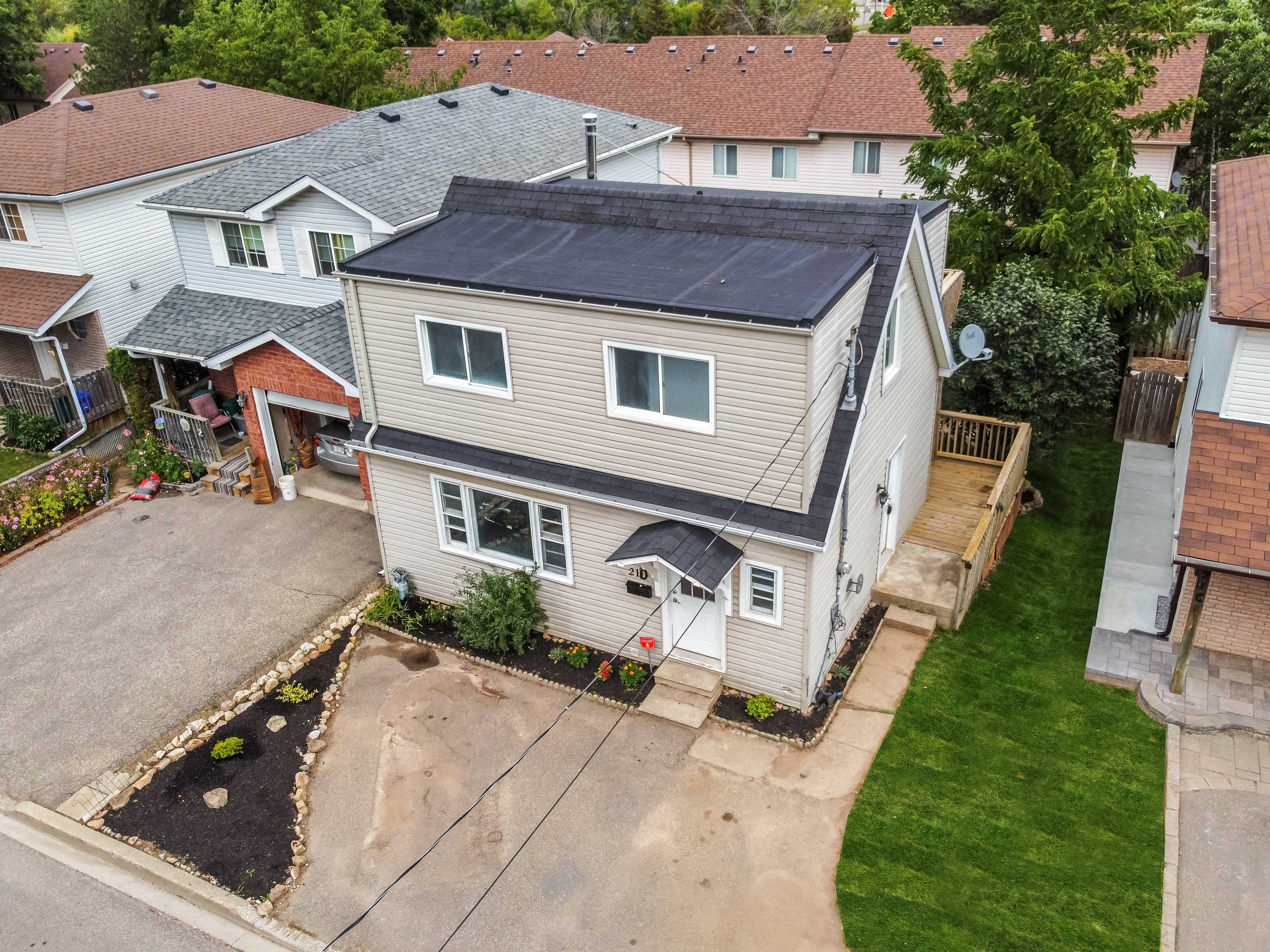 Orangeville House for sale: 2 bedroom (Listed 2021-09-24)