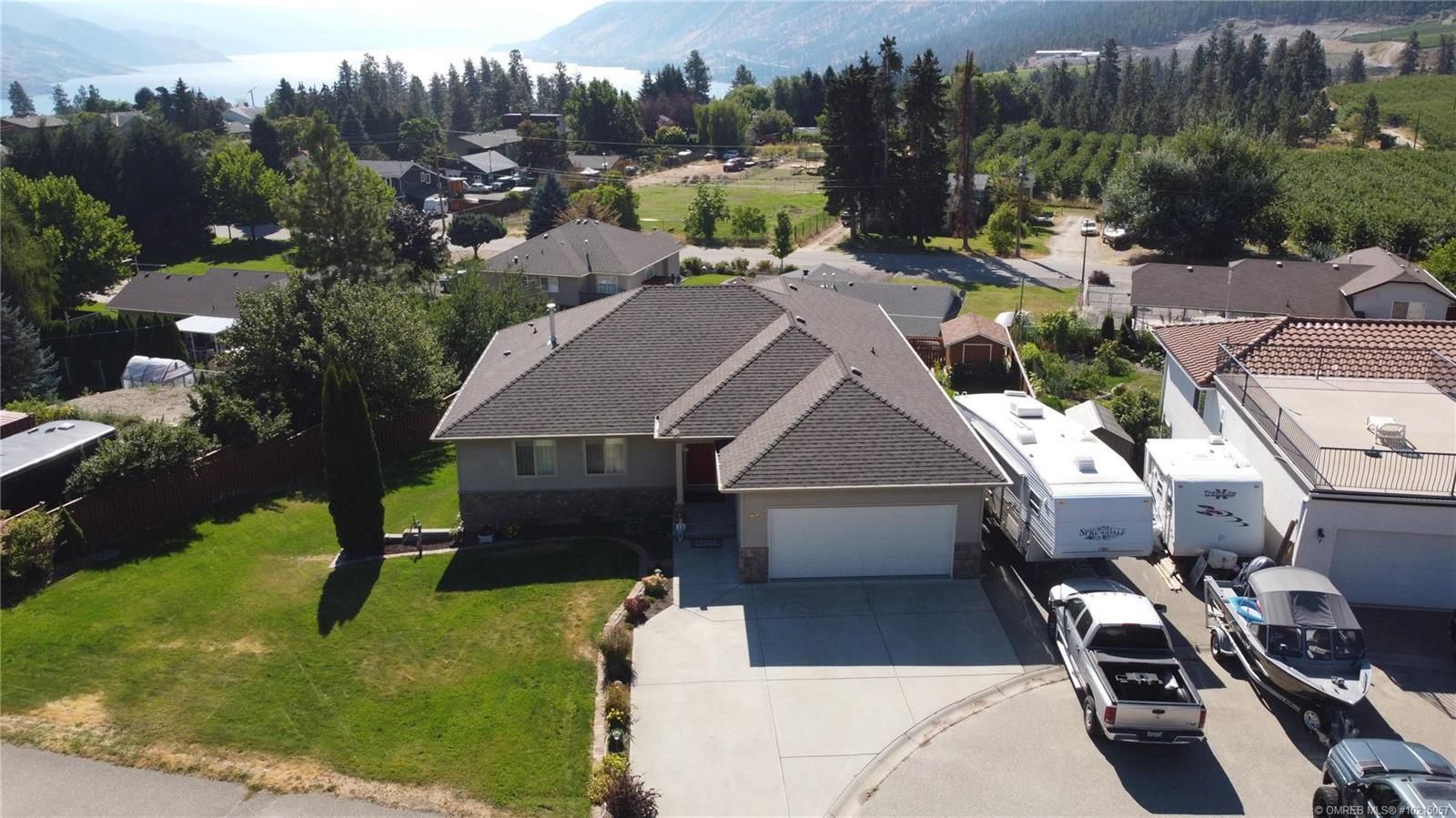 Peachland House for sale: 5 bedroom 2,898 sq.ft. (Listed 2020-09-17)