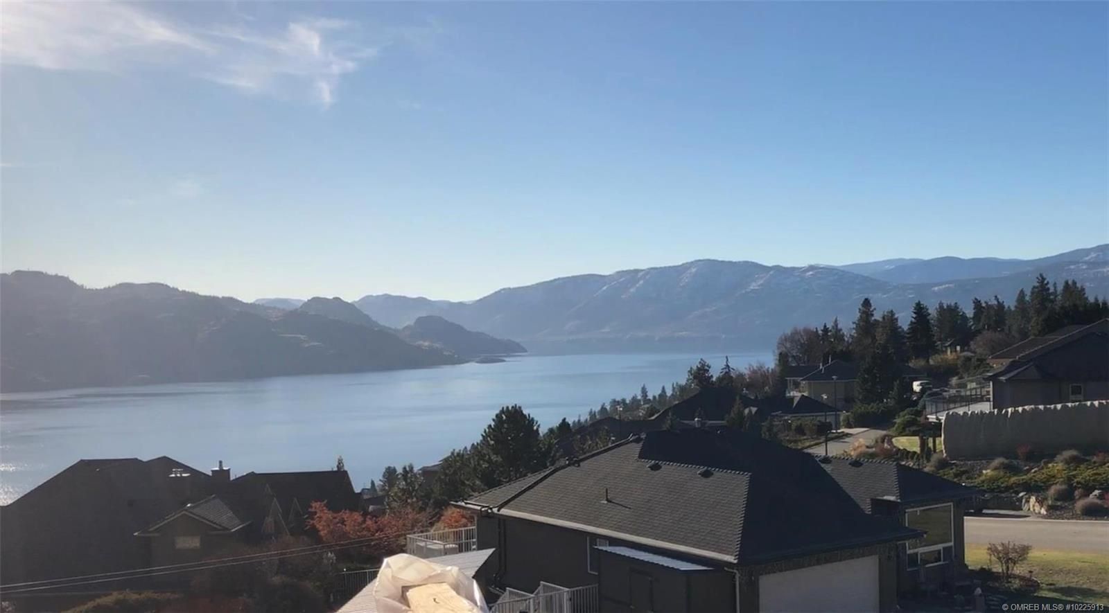 Peachland House for sale: 3 bedroom 2,182 sq.ft. (Listed 2021-03-09)