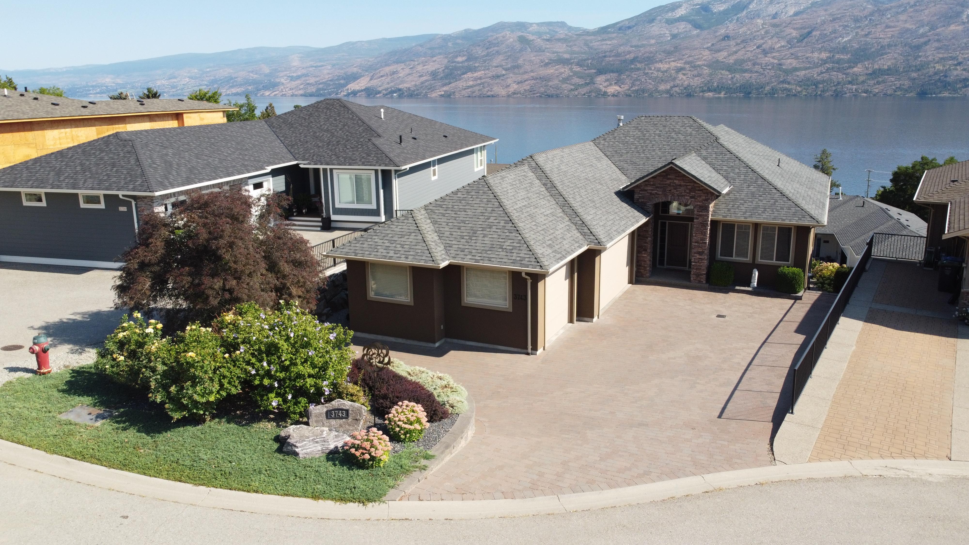 Peachland House for sale:  3 bedroom 4,027 sq.ft. (Listed 2022-09-13)