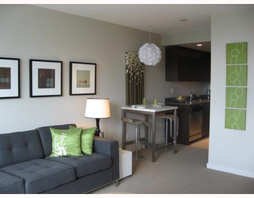 Yaletown Condo for sale: 1212 Howe 1 bedroom 552 sq.ft. (Listed 8800-04-20)